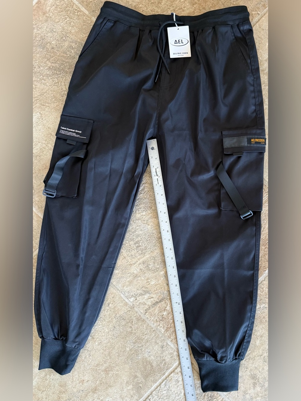 Aelfric Eden Black Tactical Cargo Joggers NWT – Men’s XL - Picture 4 of 14